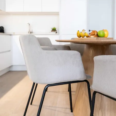 Comfortable Urban Retreat For 6 In 아파트 안트베르펜