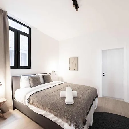 Comfortable Urban Retreat For 6 In 안트베르펜