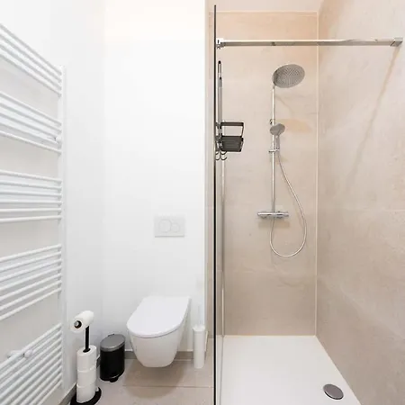 Comfortable Urban Retreat For 6 In * アントウェルペン
